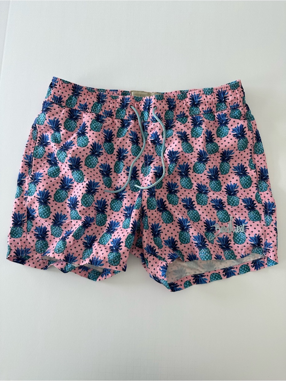 GEF France Men’s Pink Pineapple Swim Trunks Size Small 4” Inseam Euro Style
